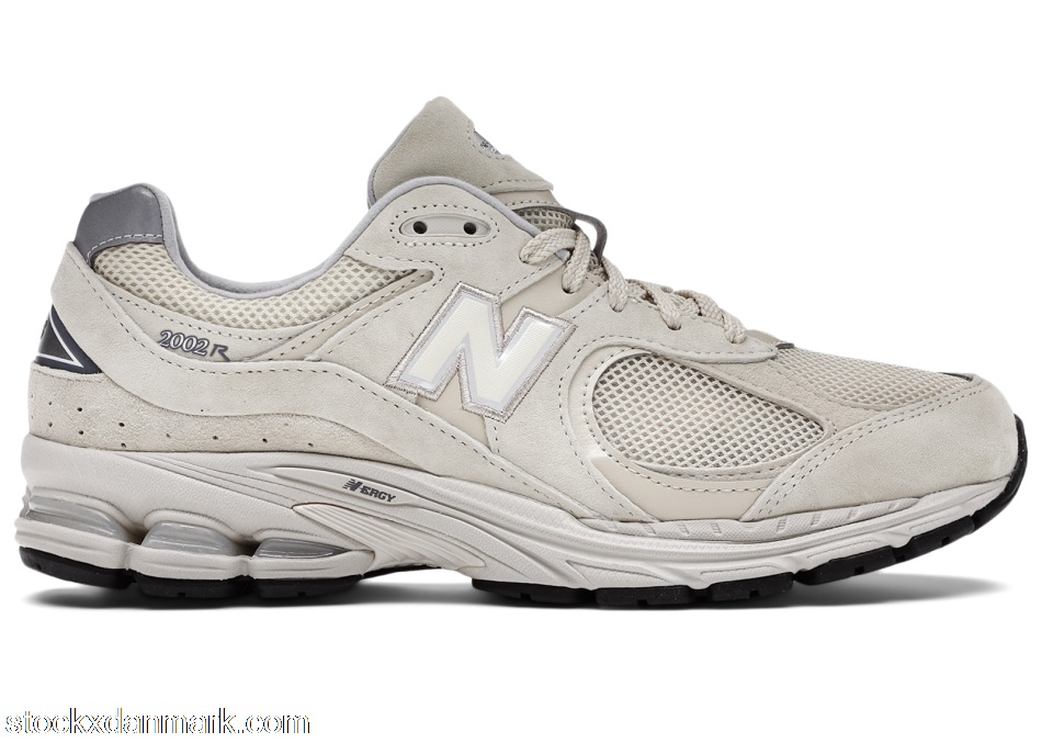 New Balance 2002R Bone Light AluminumML2002RE