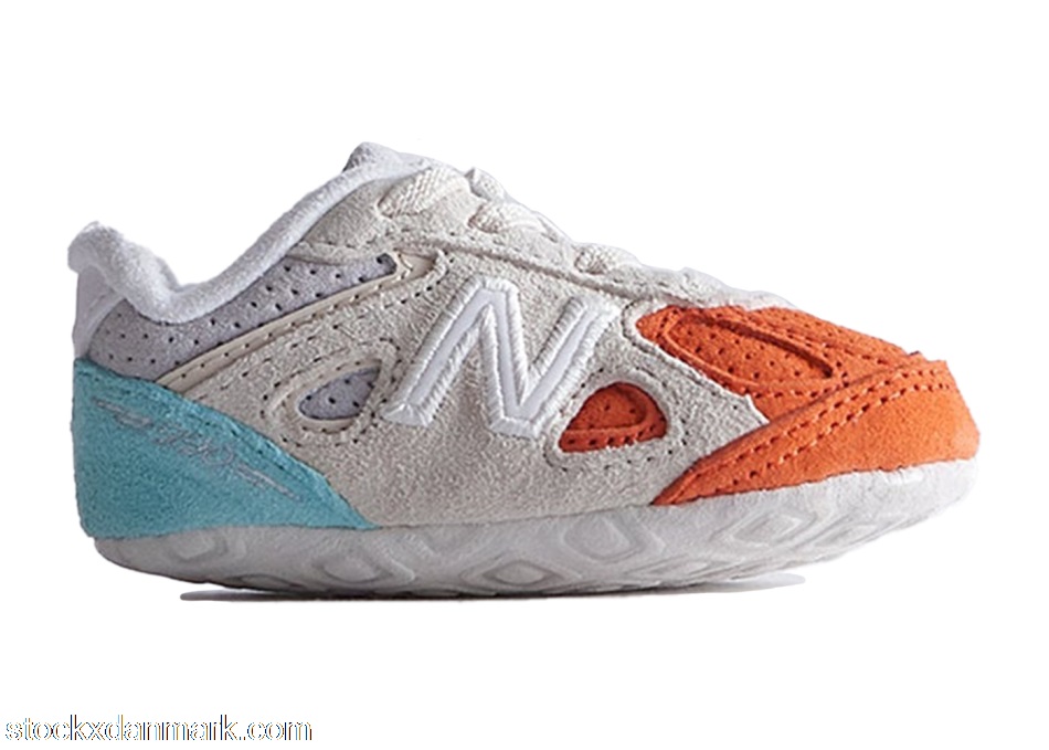 New Balance 990v2 Kith Cyclades (C)CC990KC2